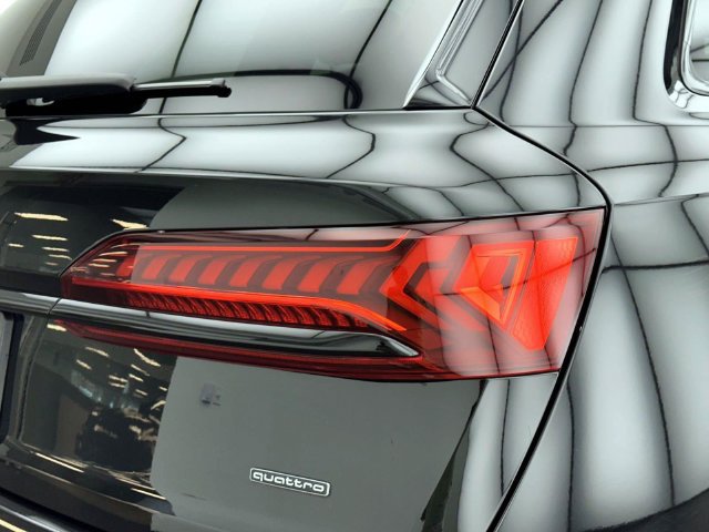 Certified 2023 Audi Q7 3.0T Premium Plus w/ Premium Plus Package AWD/4WD image 9