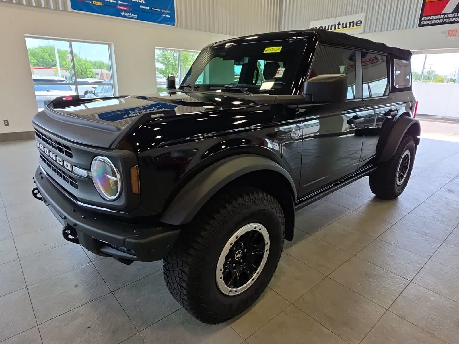 Used 2022 Ford Bronco Black Diamond w/ Sasquatch Package AWD/4WD image 1