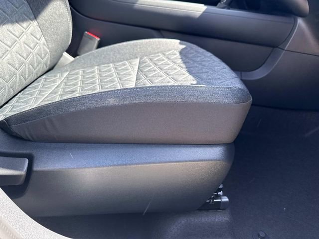 New 2026 Nissan Kicks SV image 14