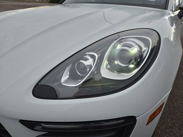 Used 2017 Porsche Macan image 7