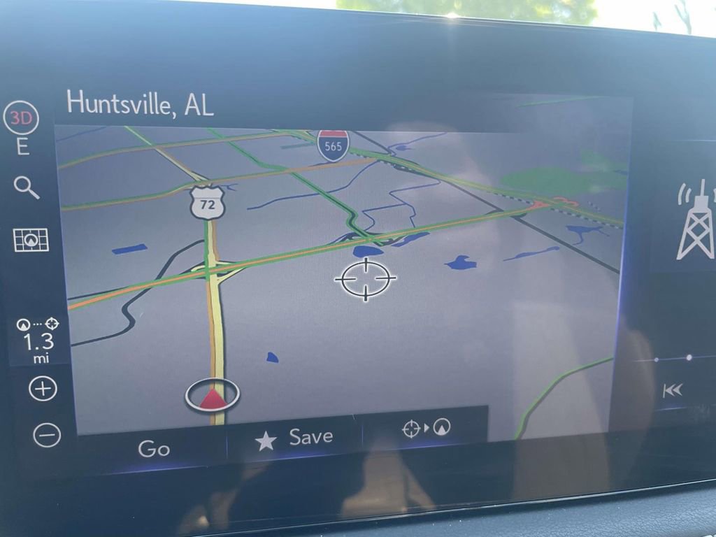 Used 2021 Lexus LS 500 w/ Interior Upgrade Package RWD image 21