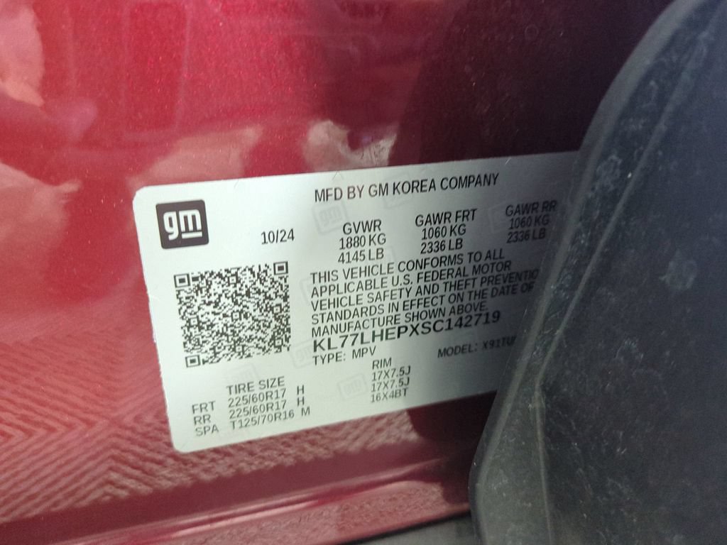 Used 2025 Chevrolet Trax LT FWD image 42
