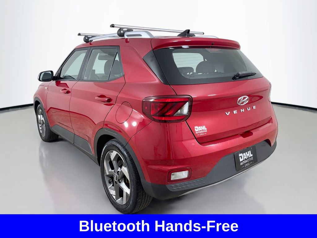 Used 2022 Hyundai Venue SEL w/ Cargo Package image 7