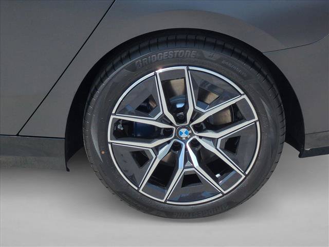 New 2026 BMW i5 eDrive40 w/ M Sport Package RWD image 8