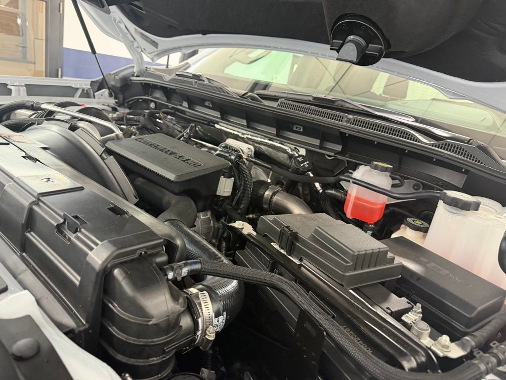 New 2026 GMC Sierra 2500 SLE AWD/4WD image 2