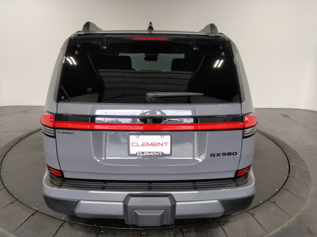 Used 2024 Lexus GX 550 image 7