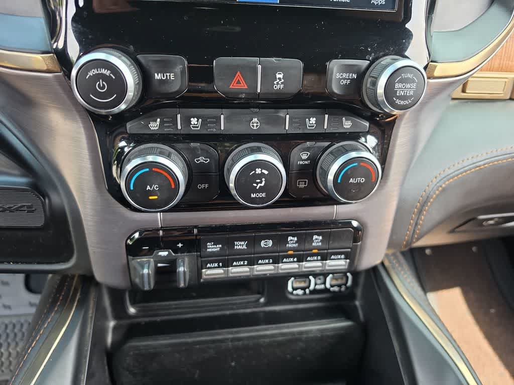 Used 2022 RAM 3500 Limited AWD/4WD image 19