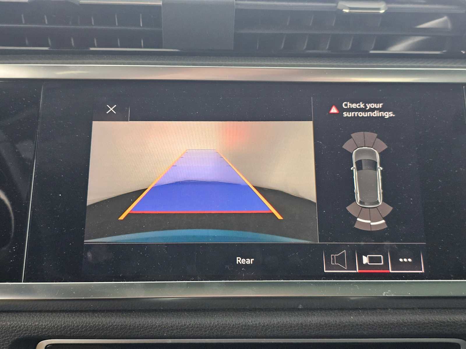 Used 2020 Audi Q3 2.0T Premium w/ Convenience Package image 50