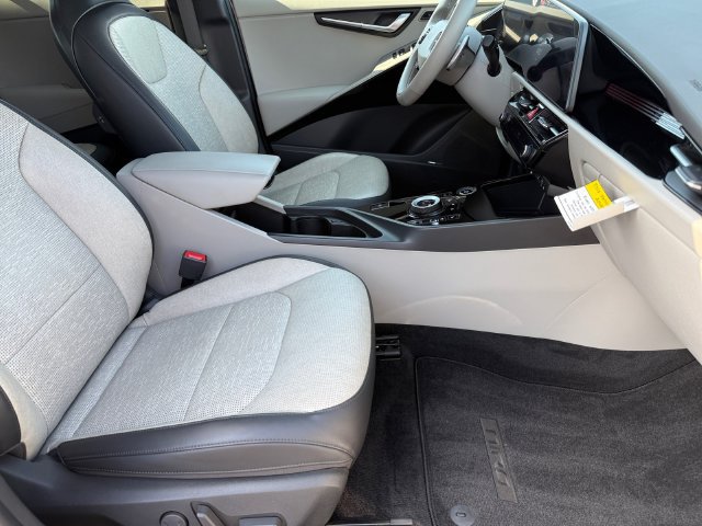 Used 2023 Kia Niro Wave FWD image 10