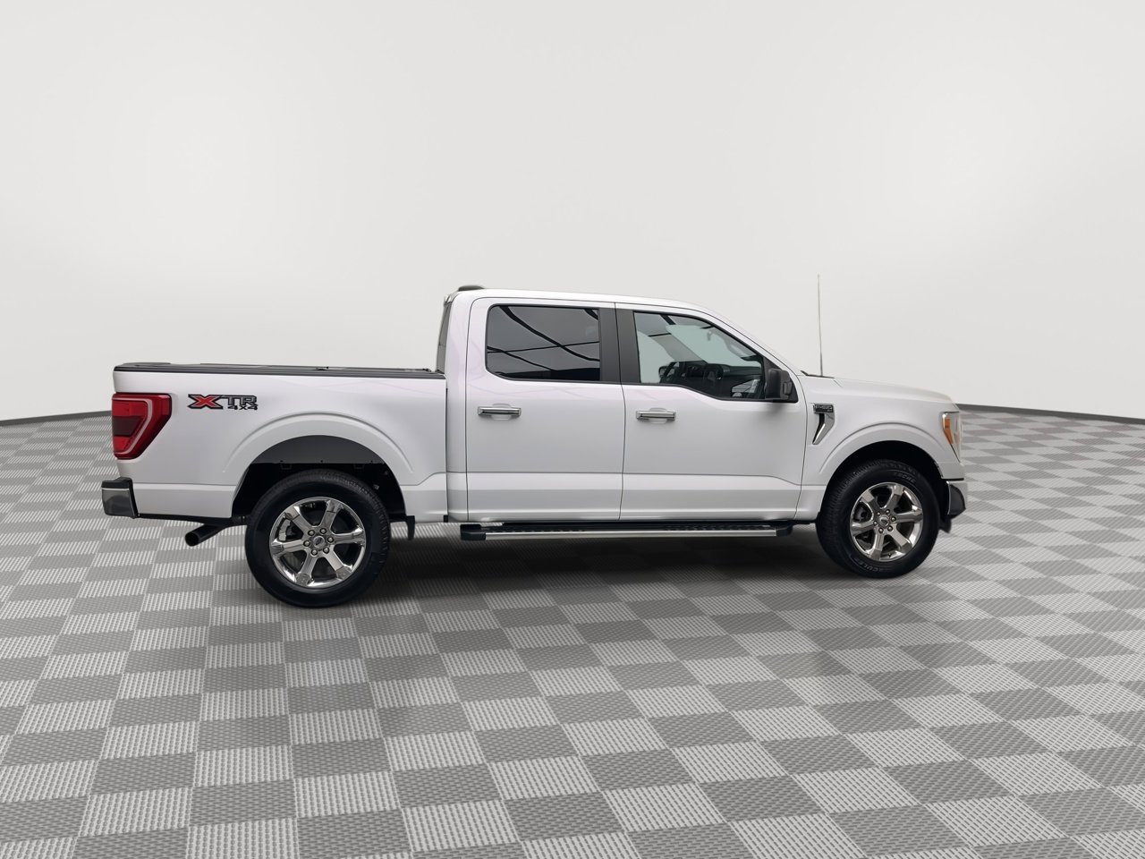 Used 2022 Ford F150 XLT w/ Max Trailer Tow Package image 37