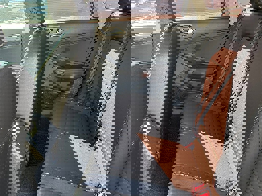 Used 2024 Volkswagen Jetta SE image 27