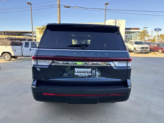 Certified 2022 Lincoln Navigator Reserve image 7