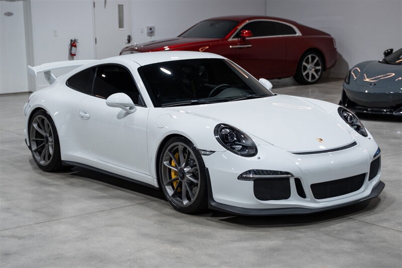 Used 2015 Porsche 911 GT3 RWD image 8