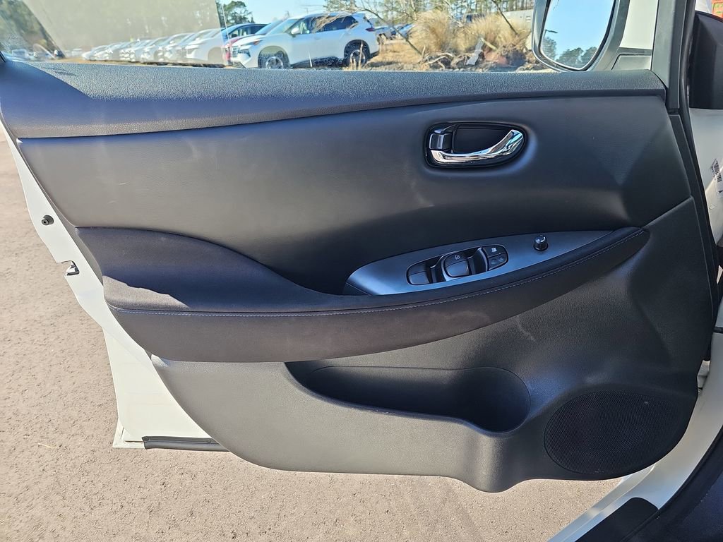 Used 2020 Nissan Leaf S w/ S Charge Package image 30