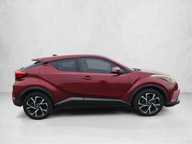 Used 2018 Toyota C-HR XLE FWD image 4