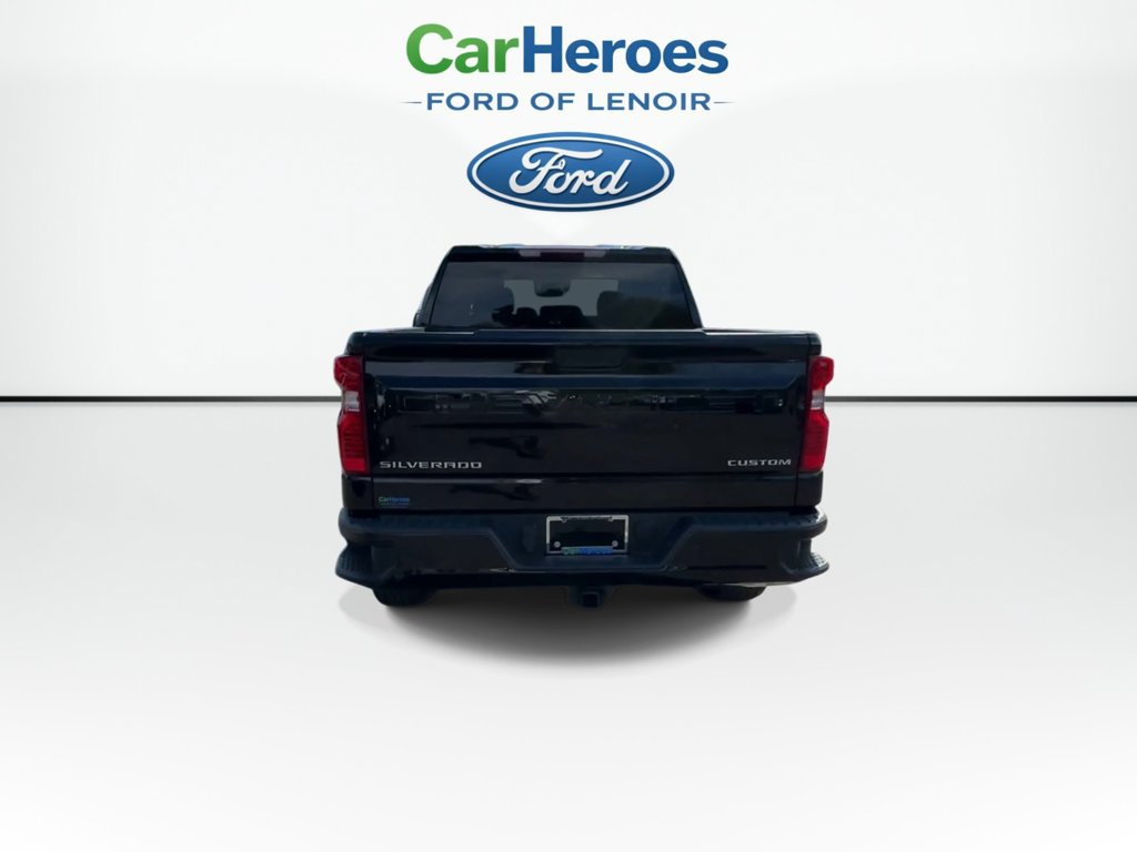 Used 2022 Chevrolet Silverado 1500 Custom AWD/4WD image 7