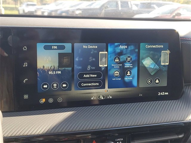 New 2026 Nissan Kicks SR image 18