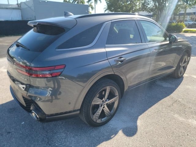 Used 2024 Genesis GV70 3.5T Sport w/ Sport Advanced Package AWD/4WD image 4