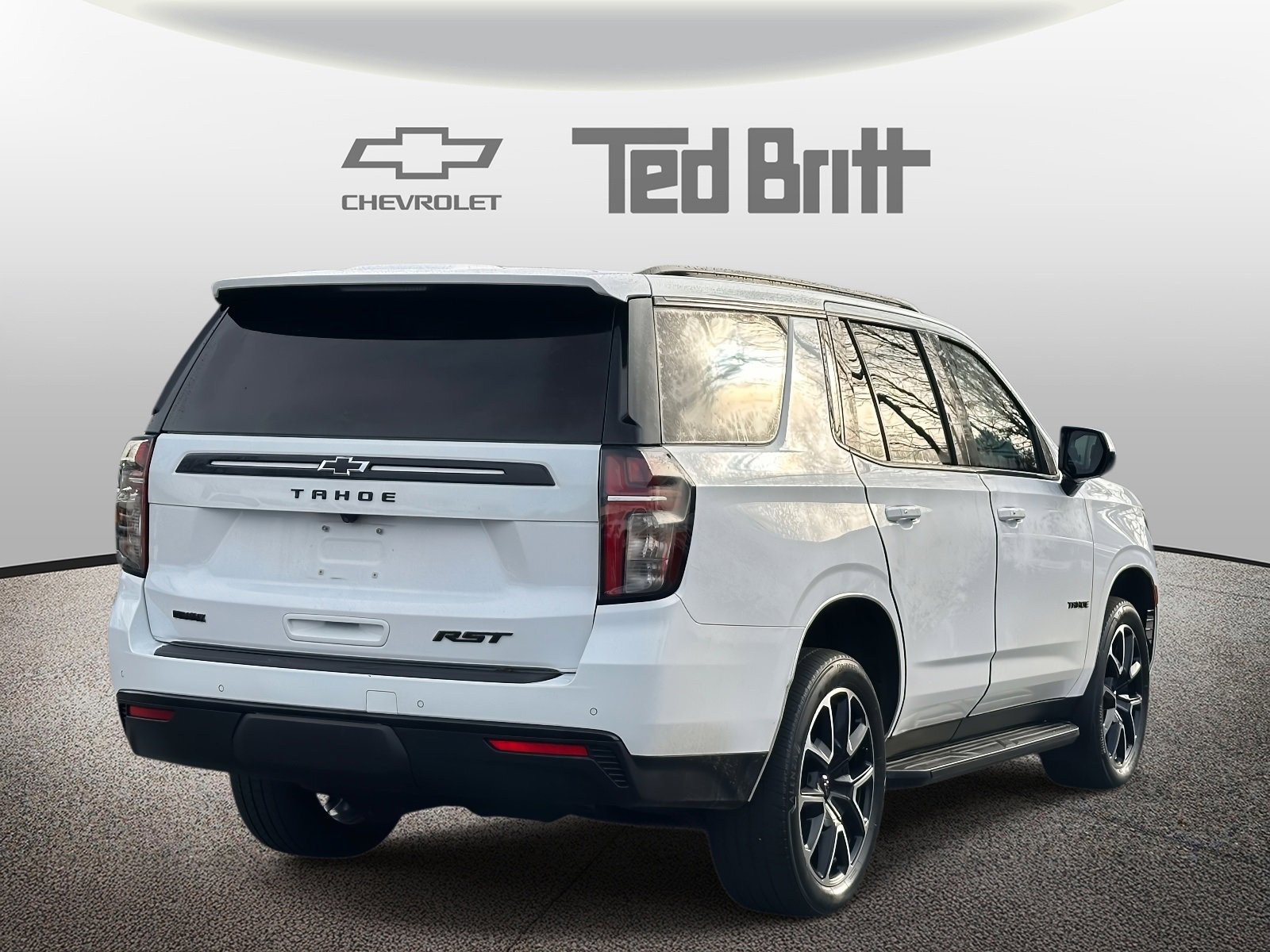 Used 2023 Chevrolet Tahoe RST image 4