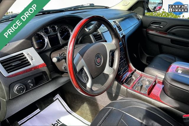 Used 2013 Cadillac Escalade EXT Premium AWD/4WD image 12