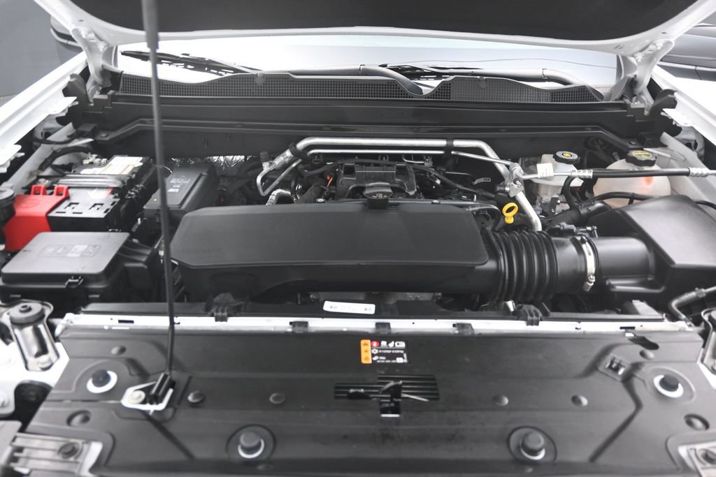 Used 2026 Chevrolet Colorado Z71 AWD/4WD image 11