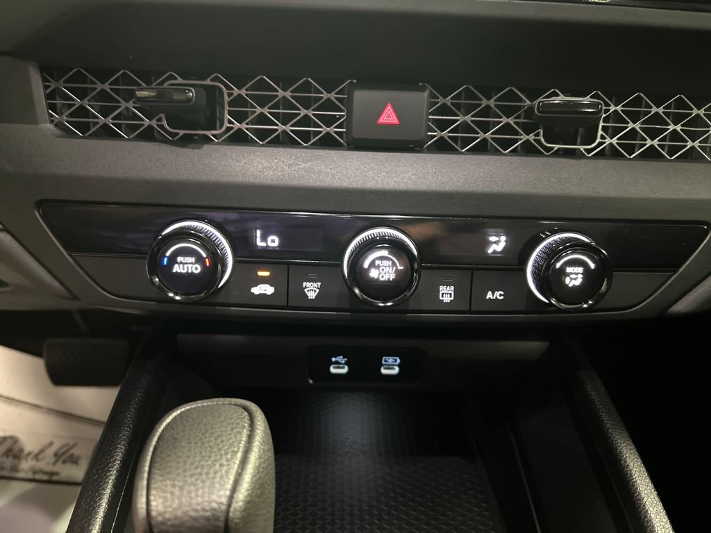 Used 2025 Honda Accord LX image 17