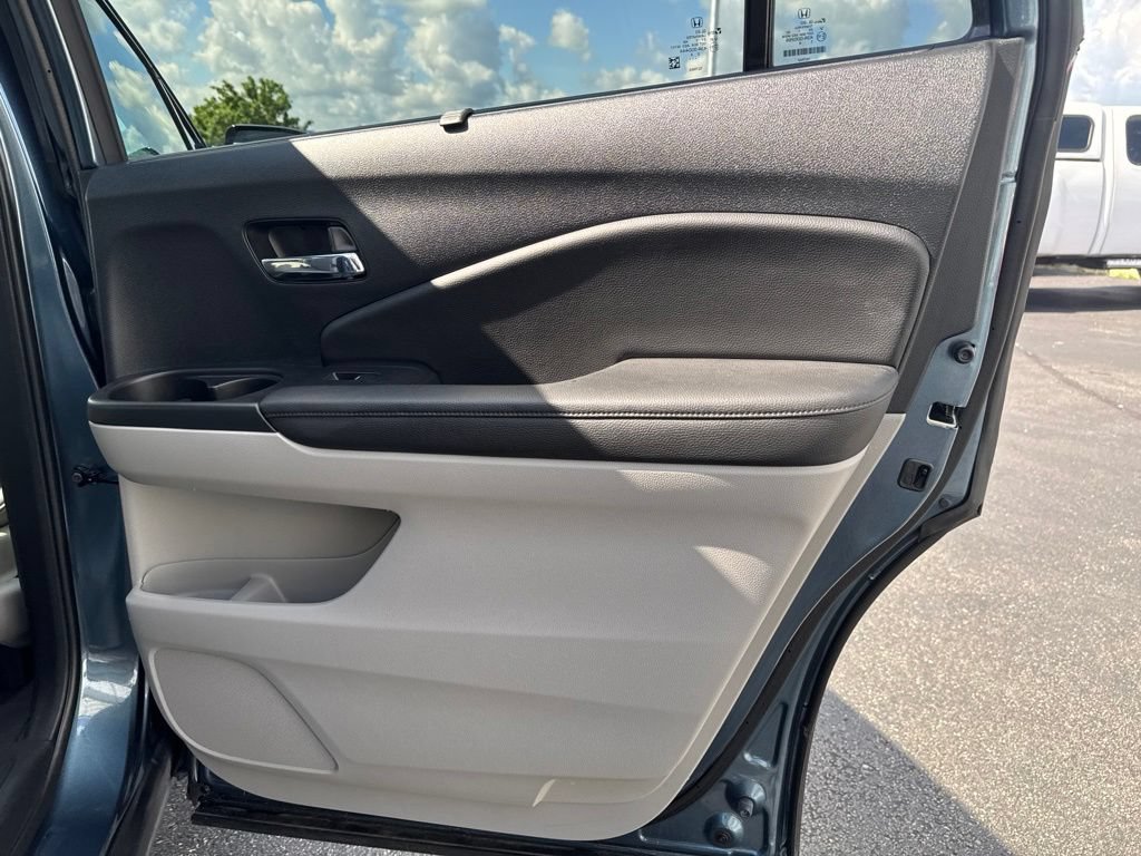 Used 2022 Honda Pilot Touring image 36