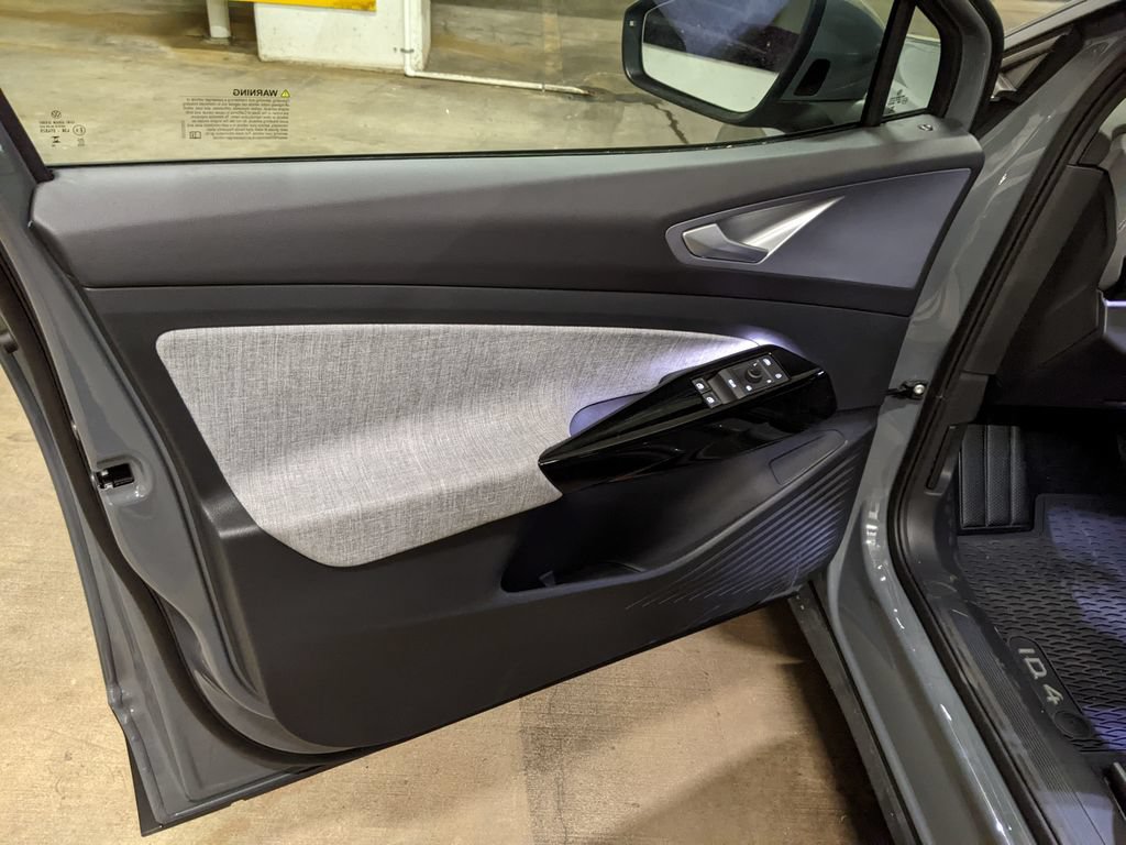 New 2026 Volkswagen ID.4 Pro RWD image 9
