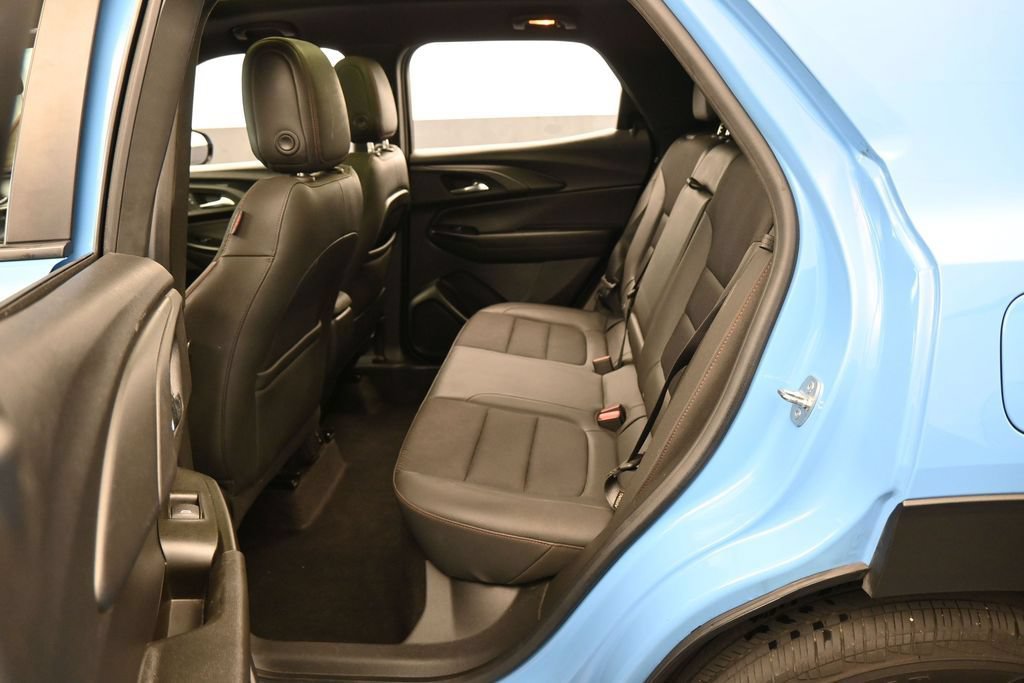 Used 2023 Chevrolet TrailBlazer RS w/ Sun and Liftgate Package FWD image 30