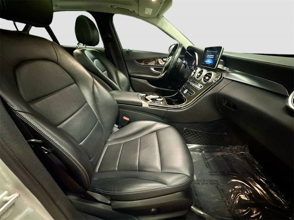 Used 2015 Mercedes-Benz C 300 4MATIC Sedan image 33
