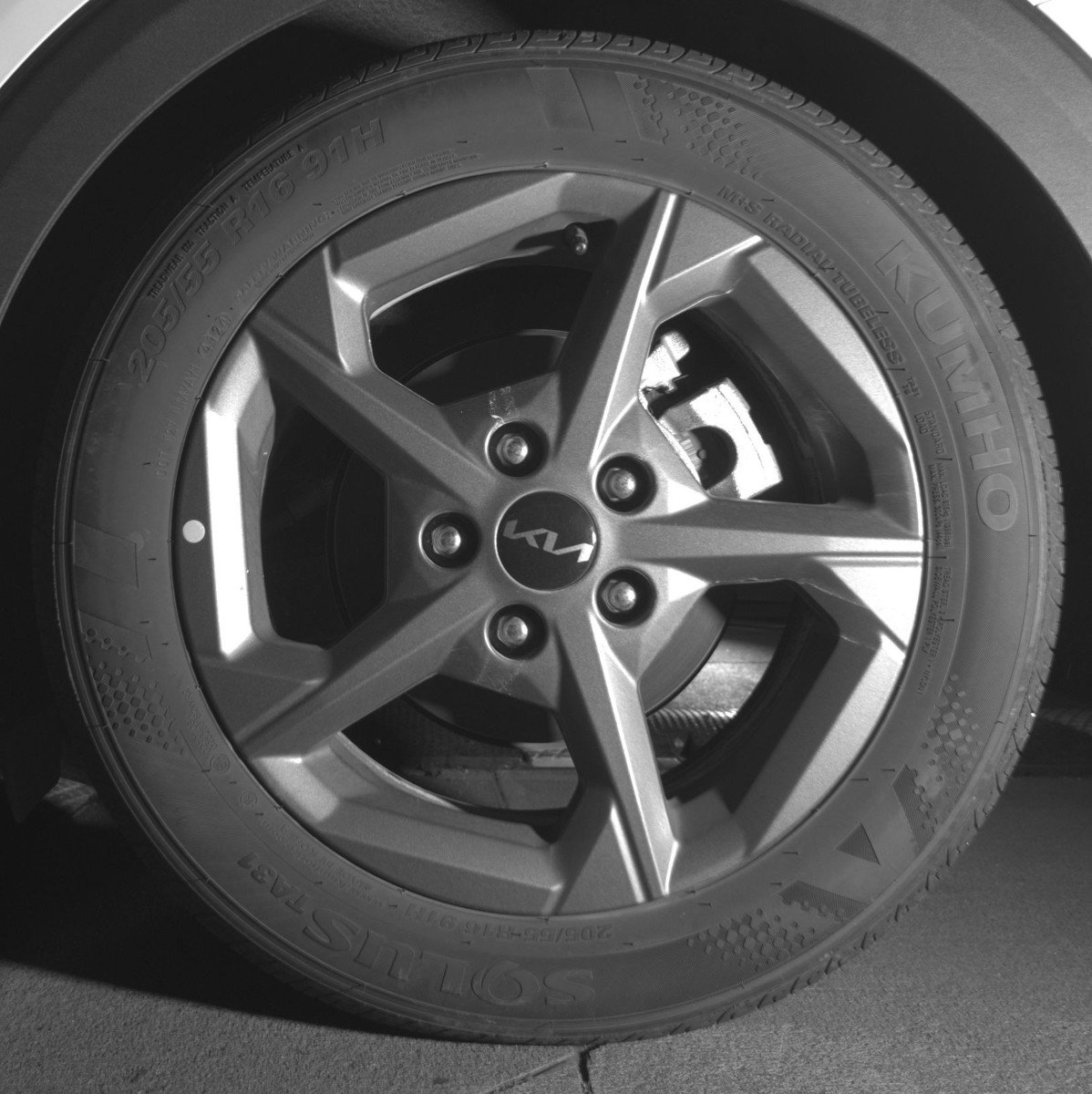 Used 2025 Kia K4 LXS image 14