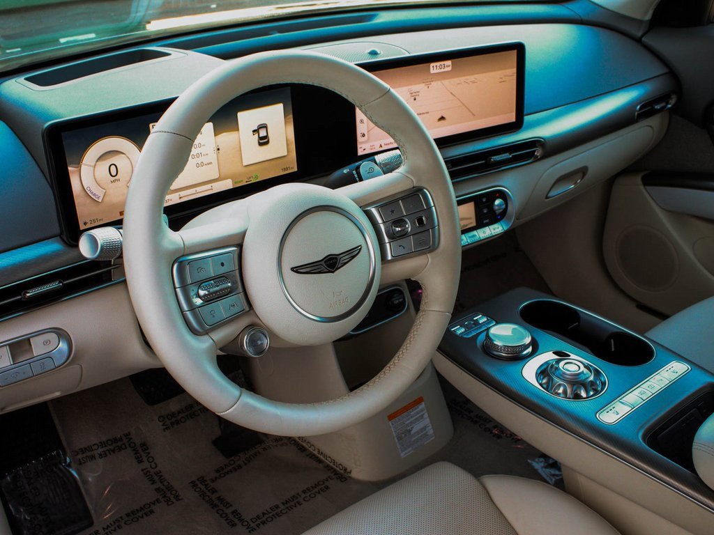 Used 2025 Genesis GV60 Advanced image 15