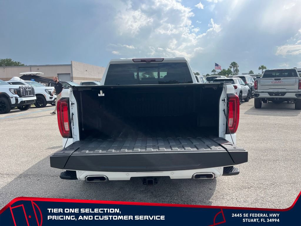 Used 2024 GMC Sierra 1500 Denali w/ Technology Package AWD/4WD image 16