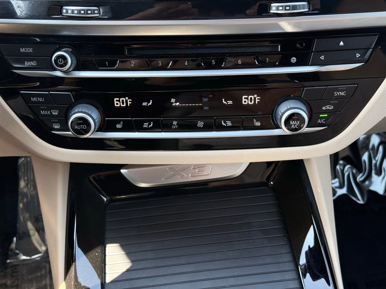 Used 2019 BMW X3 xDrive30i w/ Premium Package image 23