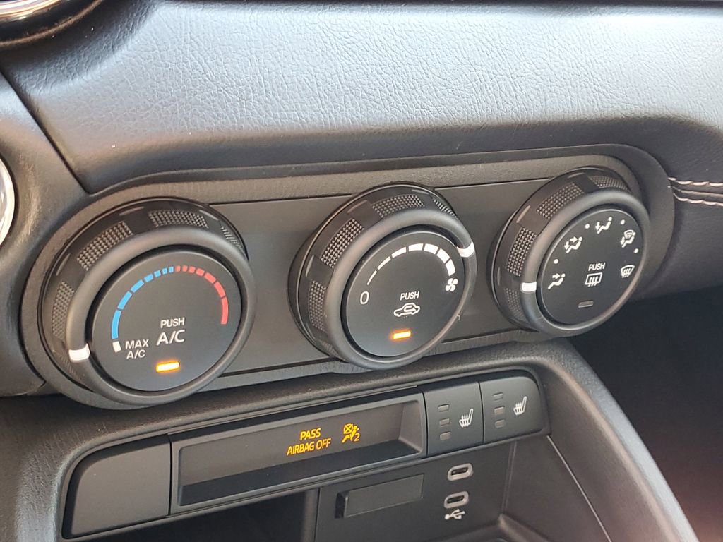 New 2026 MAZDA MX-5 Miata Club w/ Interior Package RWD image 23