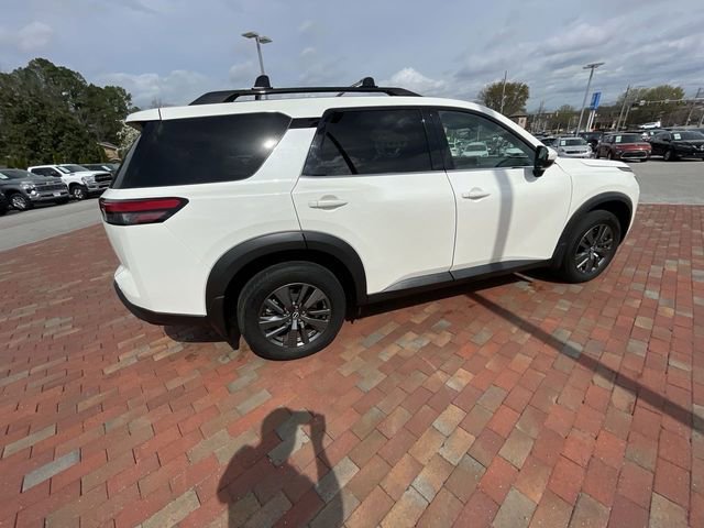 Used 2022 Nissan Pathfinder SV image 36