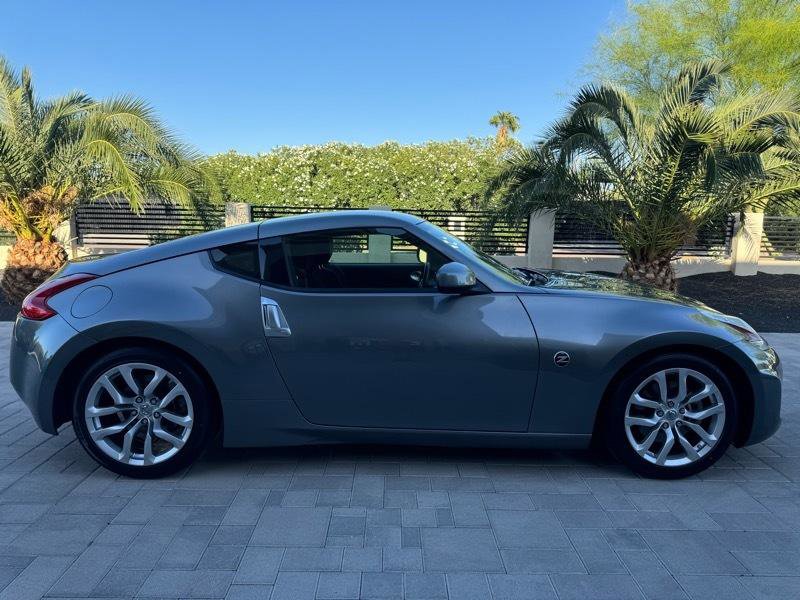 Used 2017 Nissan 370Z Coupe image 6