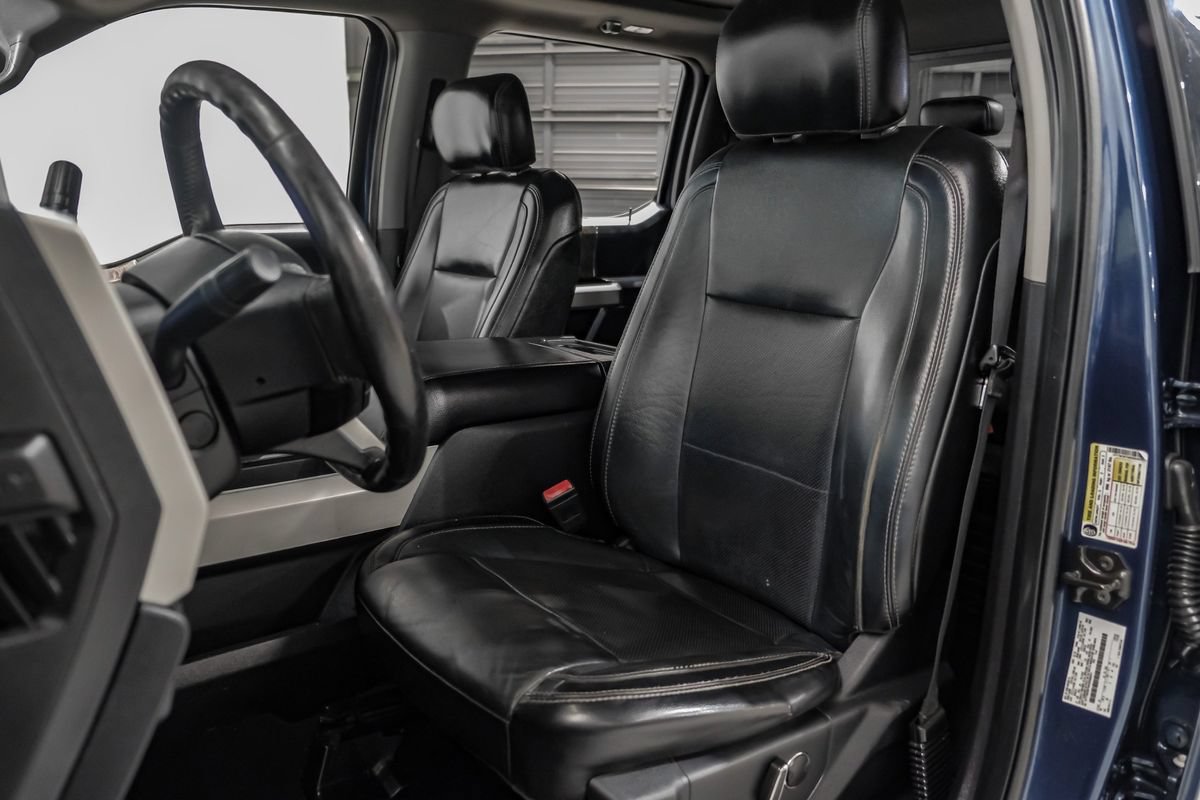 Used 2019 Ford F250 Lariat w/ Lariat Ultimate Package AWD/4WD image 32