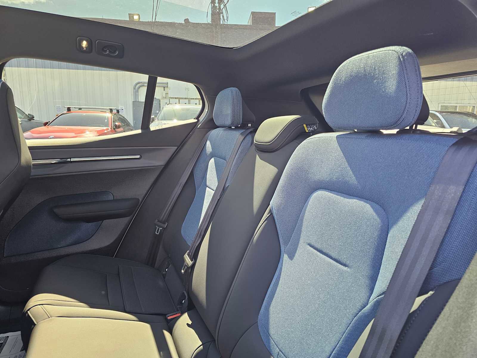 New 2026 Volvo EX30 Ultra w/ Climate Package image 19