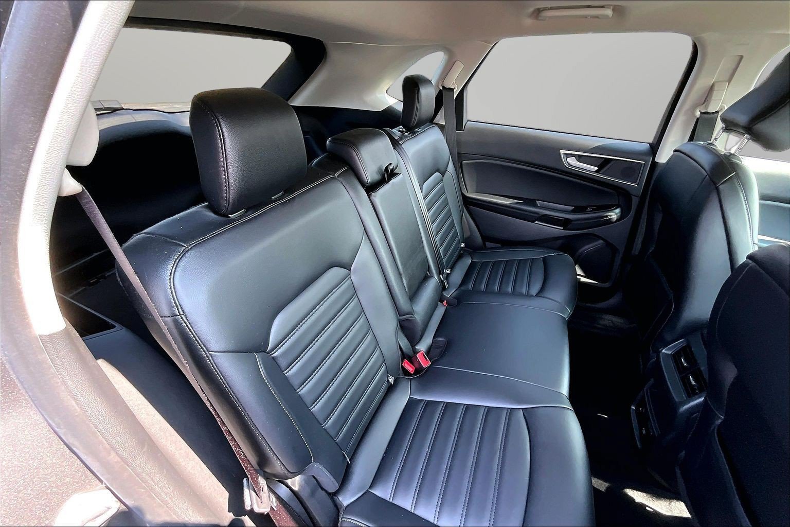 Used 2023 Ford Edge SEL w/ Convenience Package AWD/4WD image 17