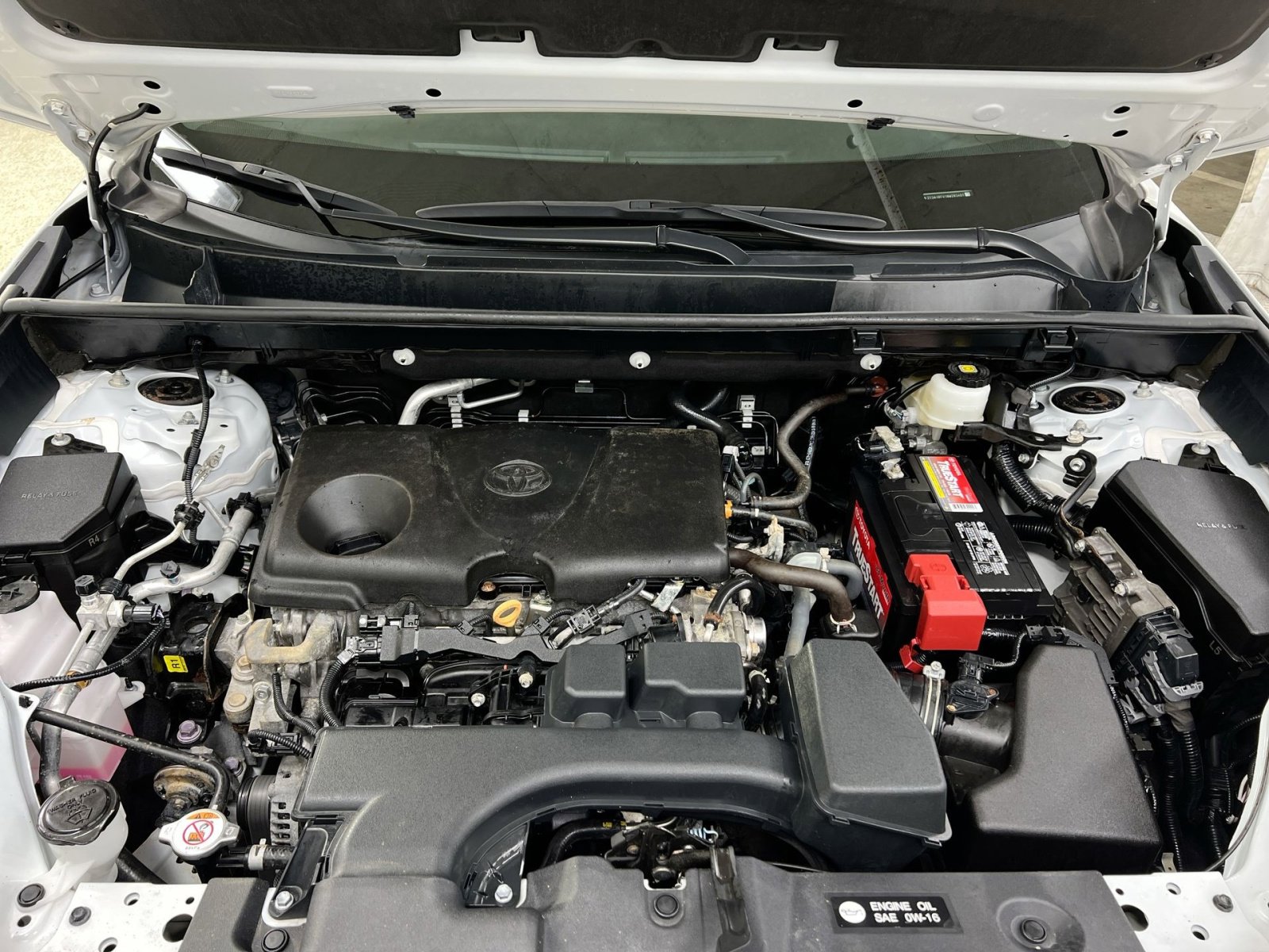 Used 2022 Toyota RAV4 XLE Premium image 33