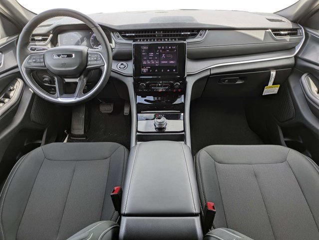 New 2026 Jeep Grand Cherokee L 2WD image 17
