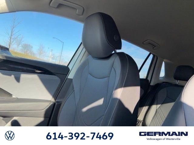 New 2026 Volkswagen Tiguan SE image 22