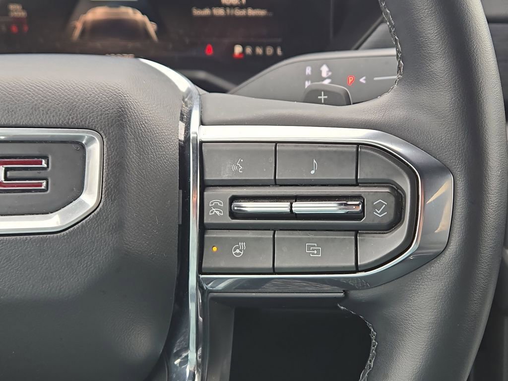 Used 2025 GMC Acadia Elevation image 25