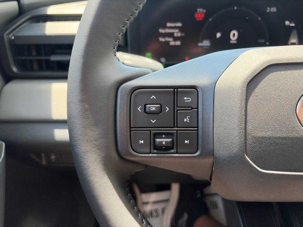 Used 2026 Toyota RAV4 SE AWD/4WD image 26
