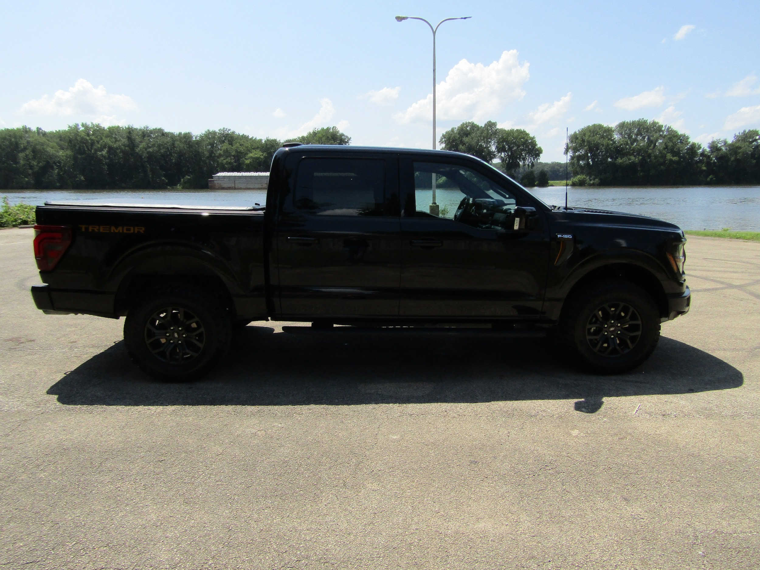 Used 2025 Ford F150 Tremor w/ Equipment Group 402A High AWD/4WD image 5