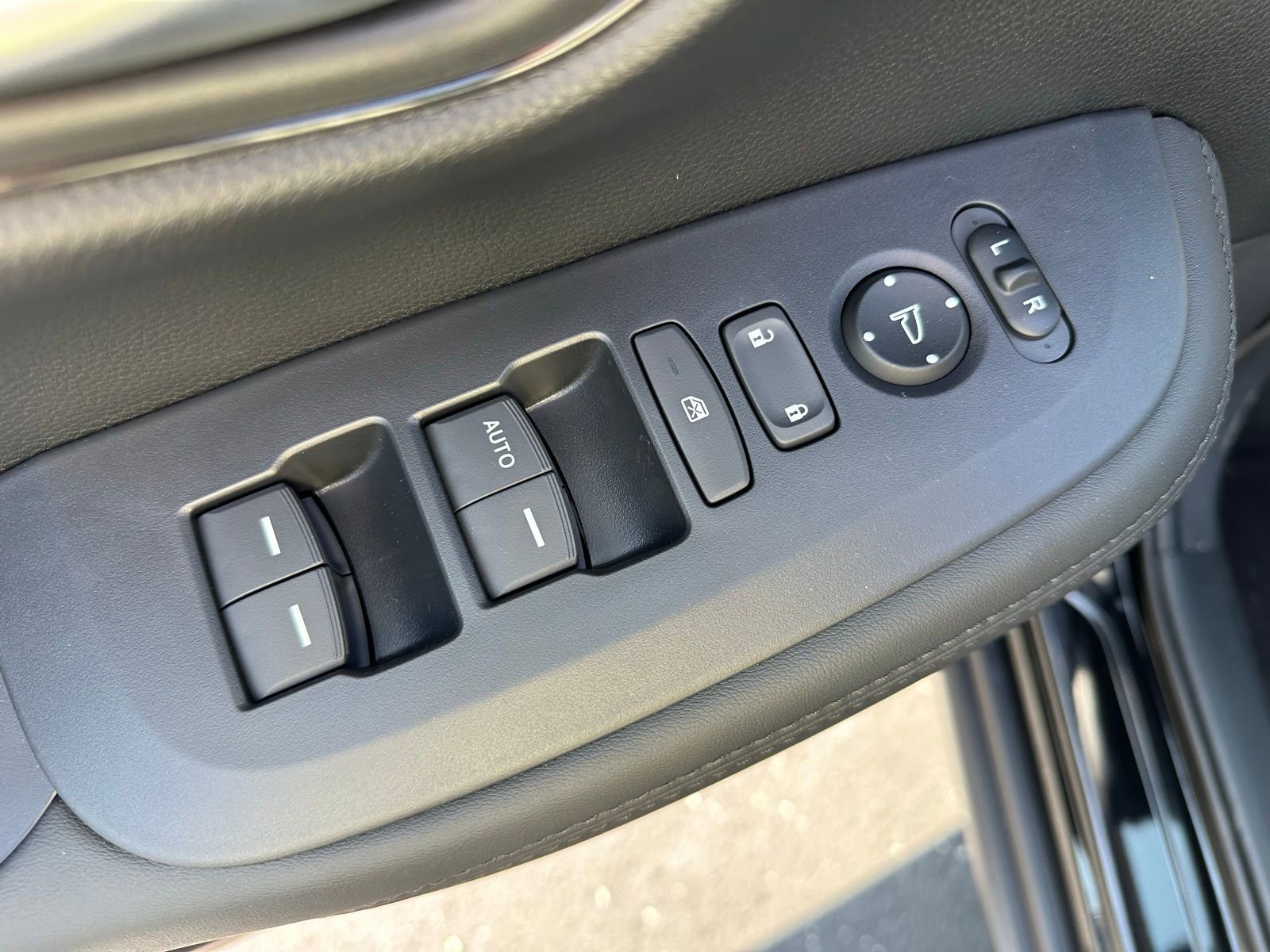 New 2026 Honda HR-V LX image 10