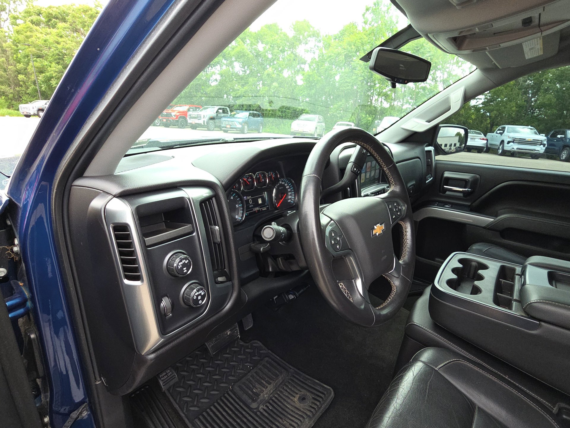 Used 2017 Chevrolet Silverado 1500 LT w/ All Star Edition AWD/4WD image 16