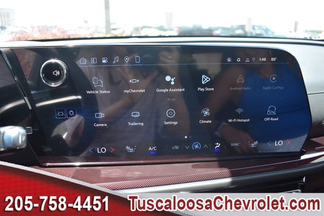 New 2026 Chevrolet Traverse Z71 w/ LPO, Floor Liner Package AWD/4WD image 28