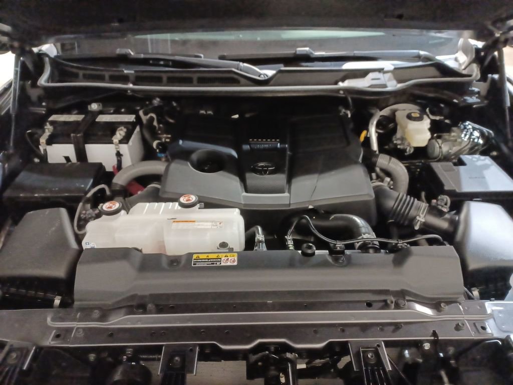 Used 2024 Toyota Tundra SR5 w/ SR5 Convenience Package AWD/4WD image 17